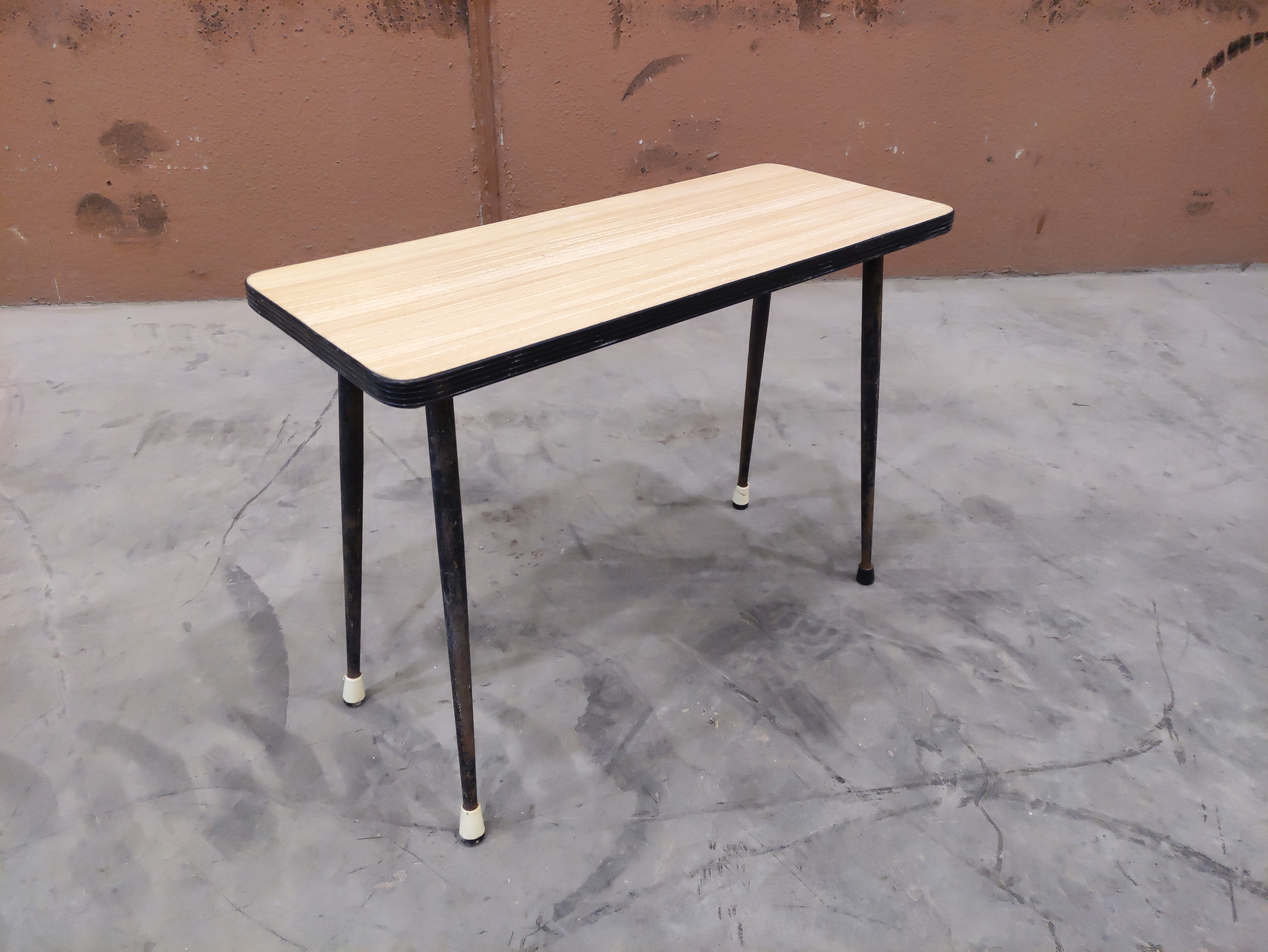 mesa banco auxiliar cocina 78x90.7x40.5 1u 46x61.5x25.5 1u